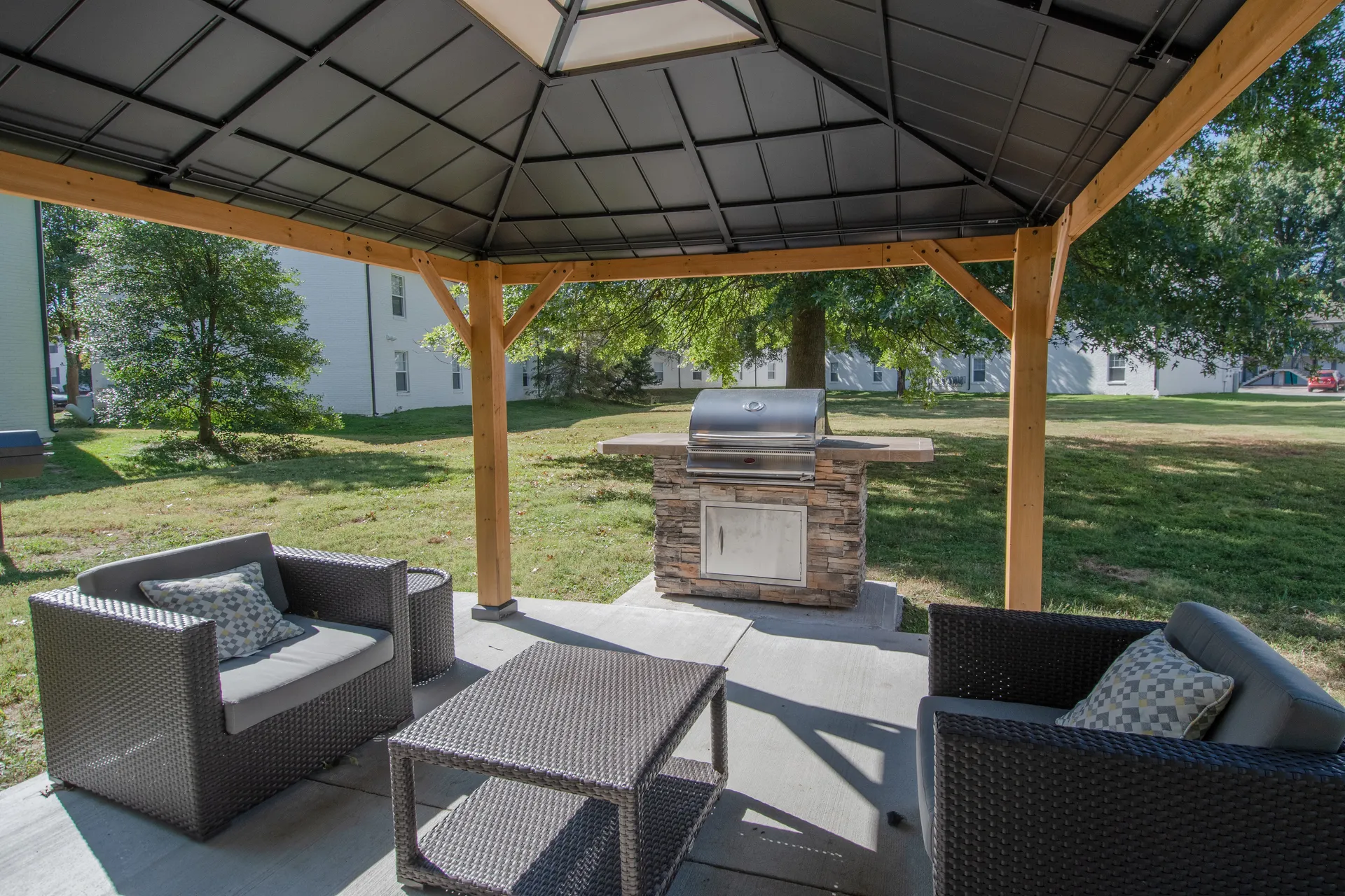 Radius West Apartments